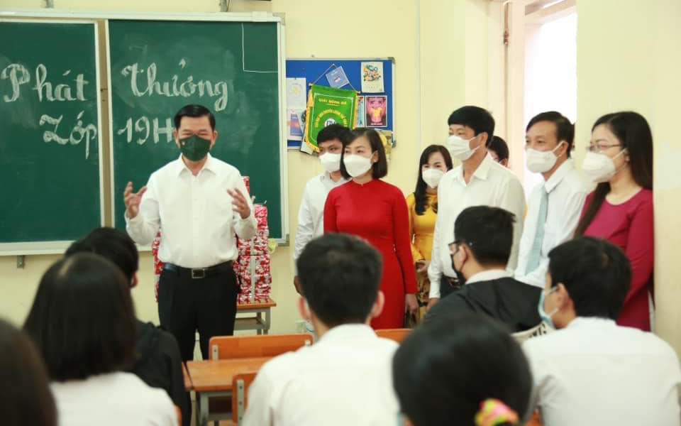 Đồng Nai: 1.400 học sinh và giáo viên chưa đến trường vì dương tính với SARS-CoV-2