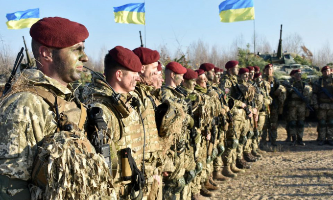 Bình luận Ukraine: Putin không ngồi yên để Mỹ, NATO dùng Ukraine như một mũi dao găm chọc vào nách Nga - Ảnh 5.