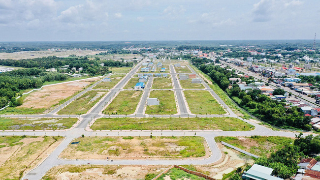 Sửa đổi Luật Nhà ở và Kinh doanh bất động sản sẽ &quot;siết&quot; kinh doanh trá hình thổi giá - Ảnh 1.