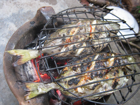 Cá tà ma Nha Trang – món ăn mang tên “độc” không đụng hàng tại thành phố biển - Ảnh 3.