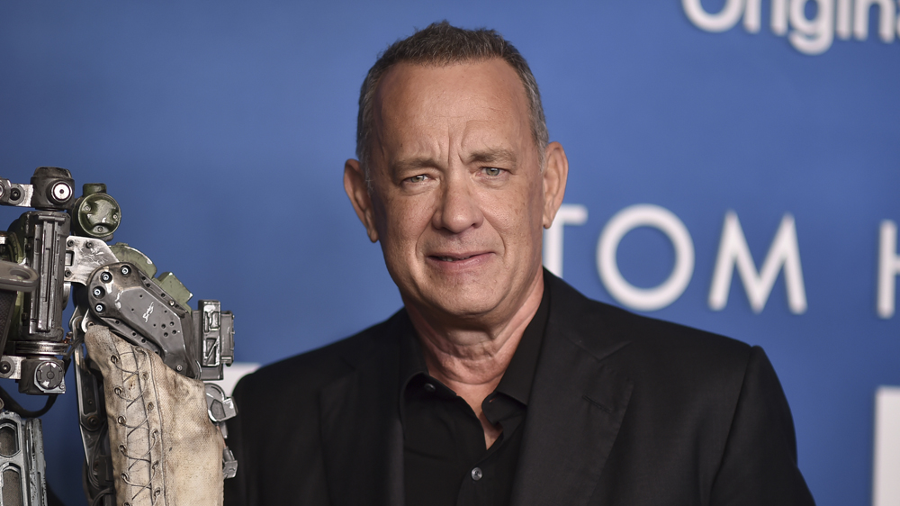 Tom Hanks trở lại màn ảnh với vai diễn ông già khó tính trong &quot;A Man Called Otto&quot; - Ảnh 1.
