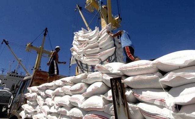 Gạo xuất khẩu của Ấn Độ tắc nghẽn, cơ hội cho Việt Nam bán gạo  - Ảnh 1.