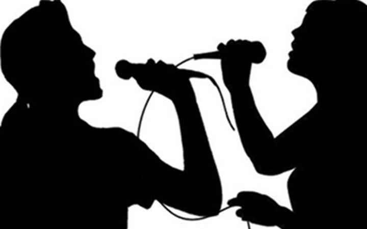 Quảng Bình: Phê bình 9 cán bộ bỏ nhiệm sở đi hát karaoke