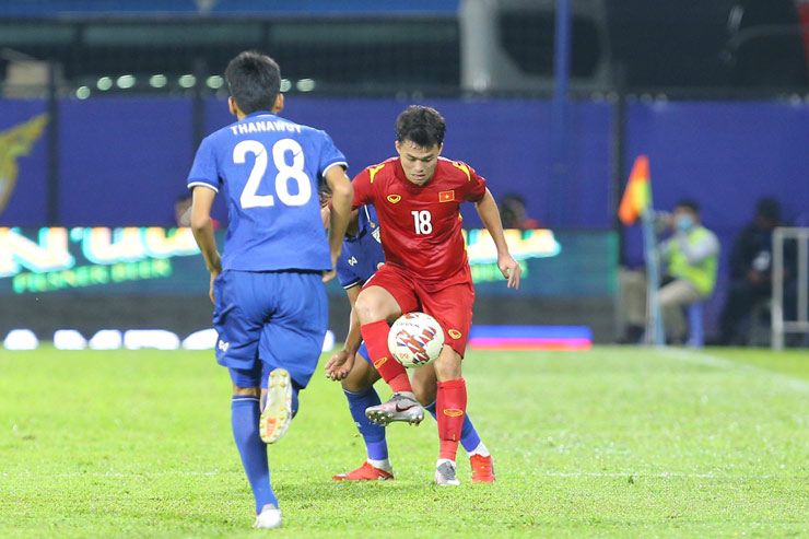 Đá bại U23 Thái Lan, HLV Đinh Thế Nam nói gì về 6 &quot;viện binh&quot; U23 Việt Nam? - Ảnh 1.