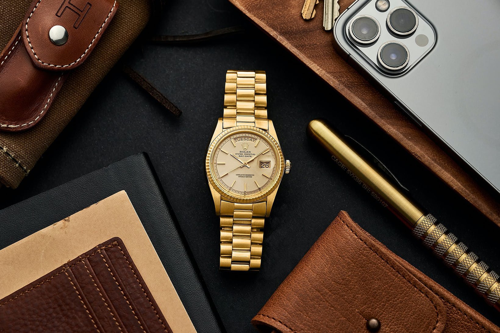 Rolex Day-Date, đồng hồ triệu đô - Ảnh 2.