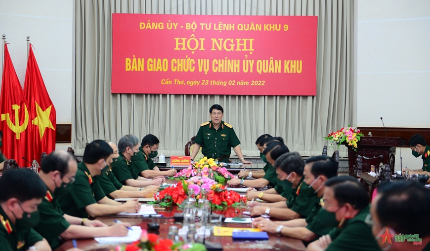 Đại tướng Lương Cường chủ trì hội nghị bàn giao chức vụ Chính ủy Quân khu 9 - Ảnh 3.