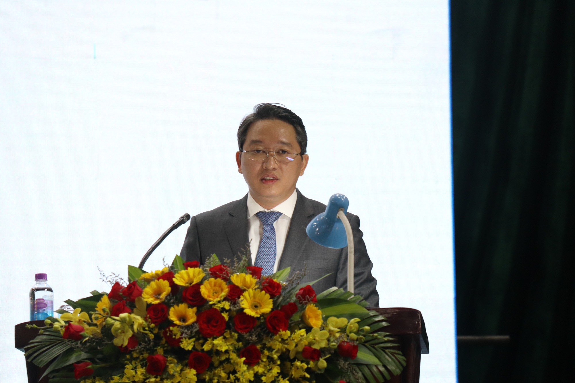 Trưởng Ban Kinh tế TƯ Trần Tuấn Anh chỉ đạo Hội nghị xây dựng, phát triển tỉnh Khánh Hòa - Ảnh 1.