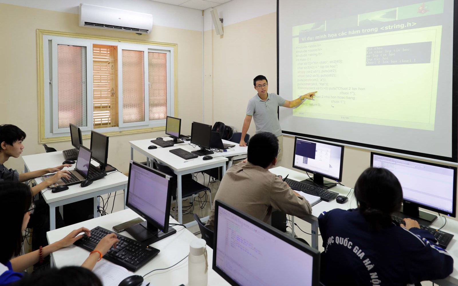 Thí sinh thi đánh giá năng lực của Đại học Quốc gia Hà Nội cần lưu ý gì?