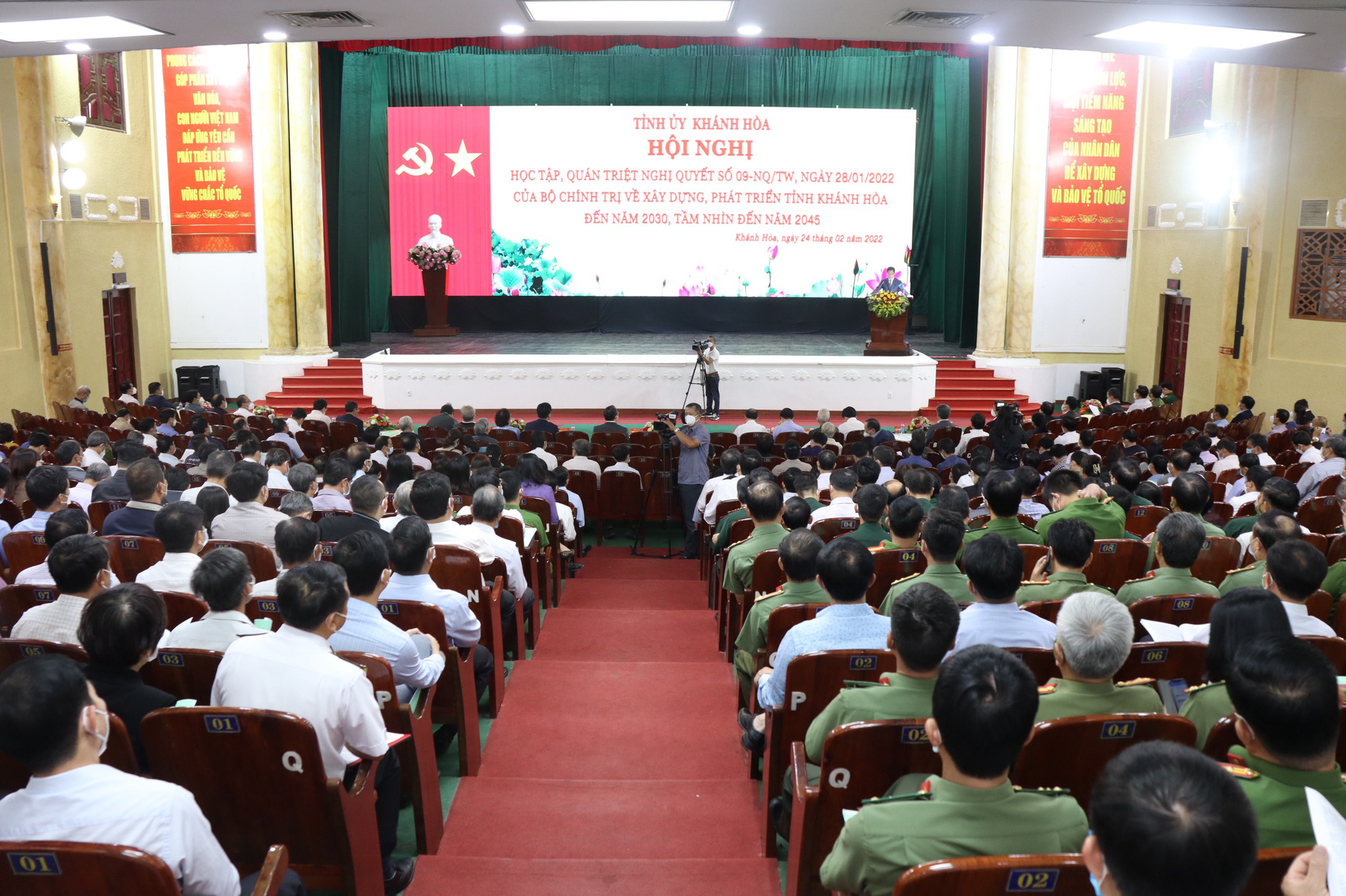 Trưởng Ban Kinh tế TƯ Trần Tuấn Anh chỉ đạo Hội nghị xây dựng, phát triển tỉnh Khánh Hòa - Ảnh 3.