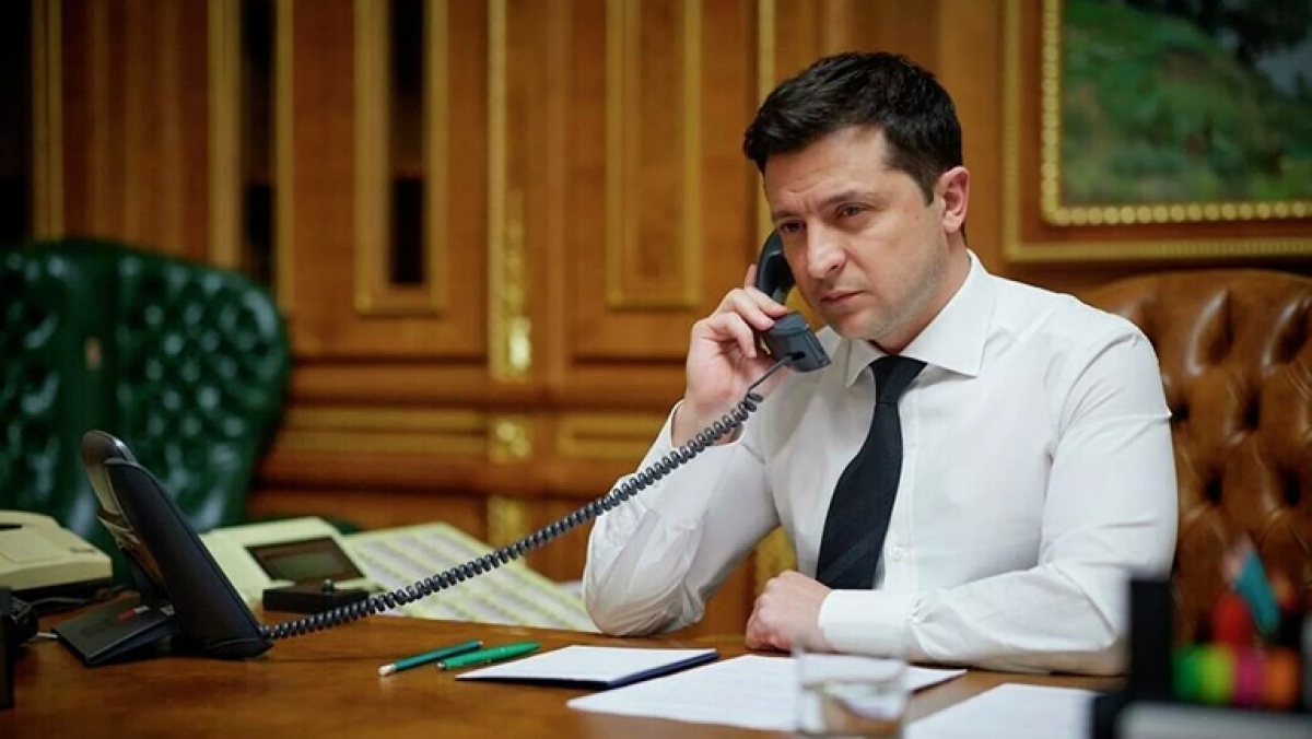 Volodymyr Zelensky: Diễn viên hài &quot;thủ vai&quot; tổng thống trực chiến xuất sắc? - Ảnh 2.