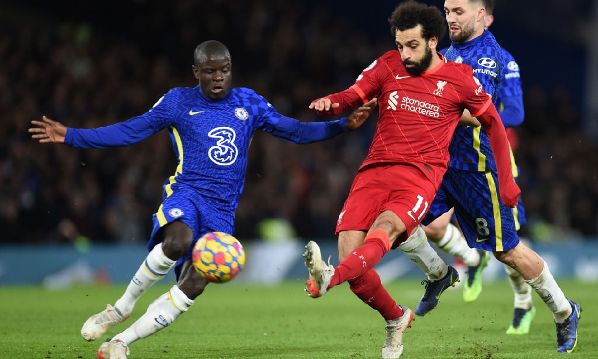 Soi kèo, tỷ lệ cược Chelsea vs Liverpool: The Kop đăng quang? - Ảnh 1.