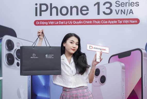 iPhone 13 series vẫn là dòng điện thoại được chọn mua nhiều nhất  - Ảnh 1.