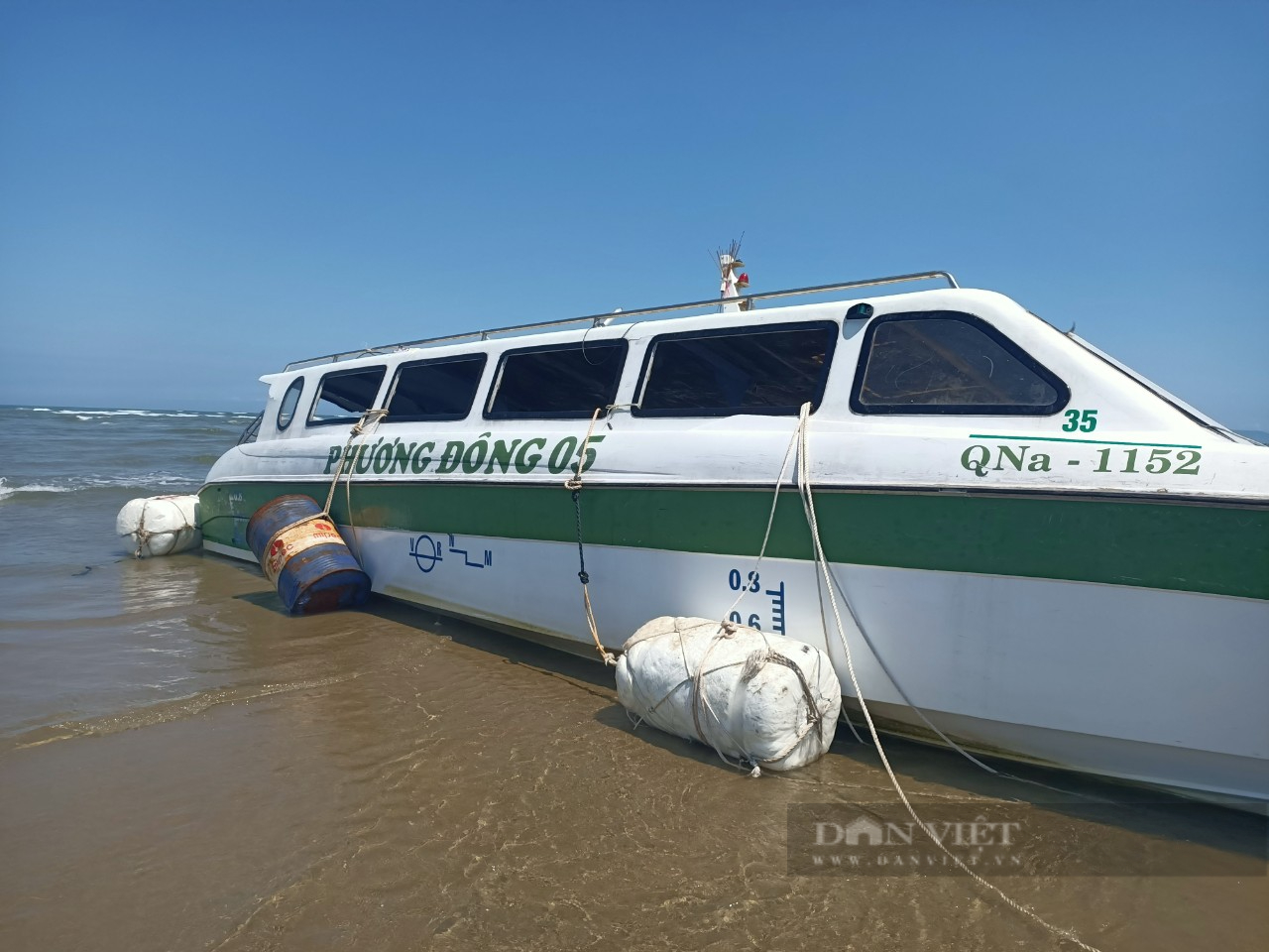 Quảng Nam: Cận cảnh tan nát của ca nô chìm làm 17 người chết và ...