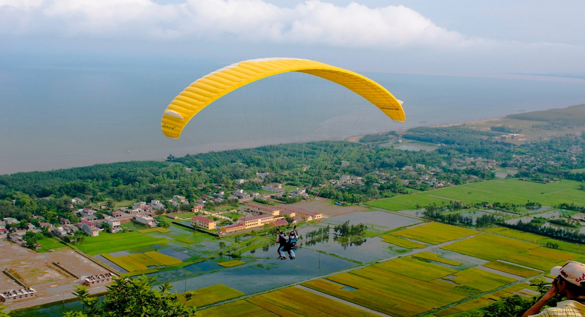 Khám phá những địa điểm lý tưởng chinh phục bằng dù lượn dành cho du khách ưa mạo hiểm - Ảnh 9.