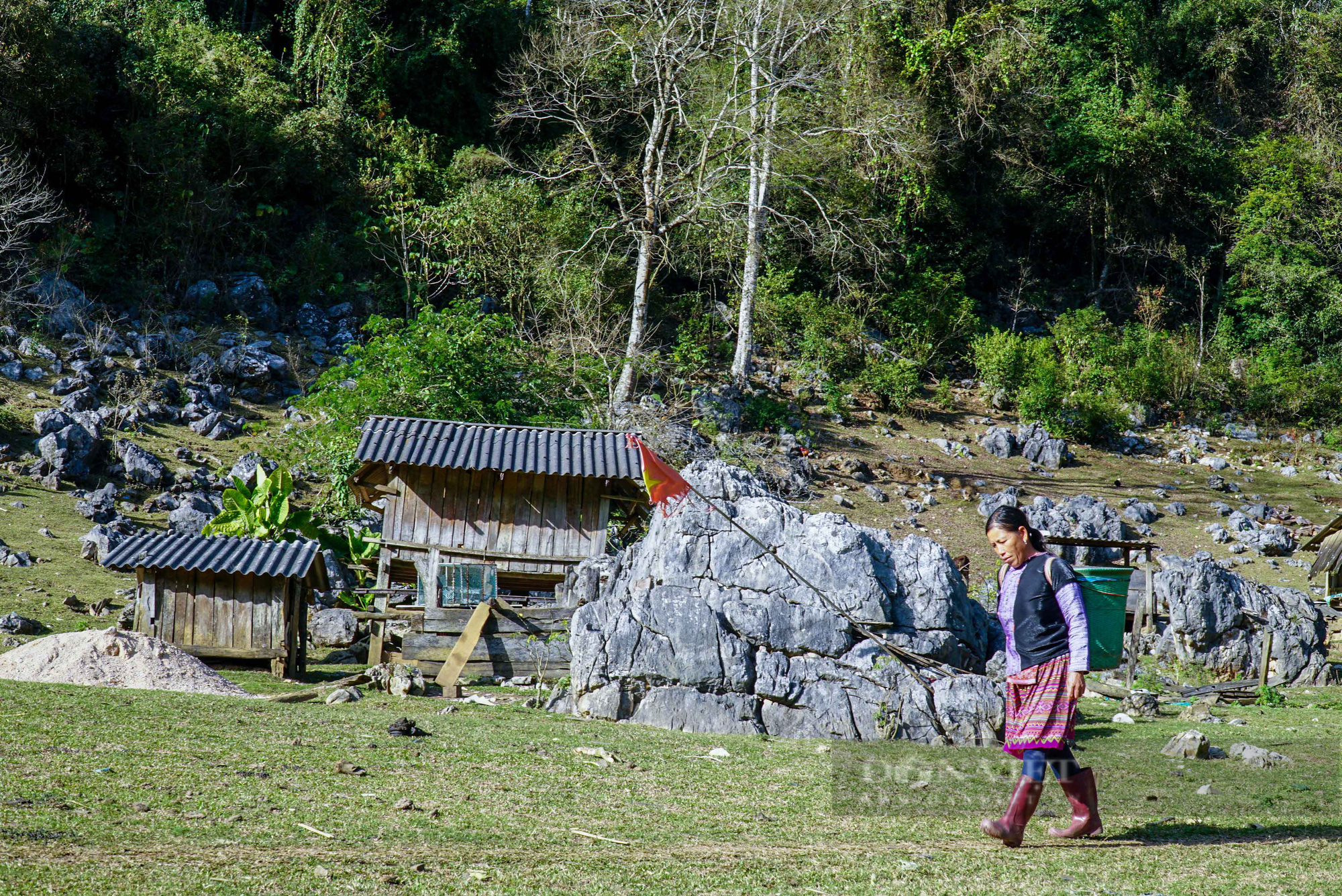 Khám phá bản làng &quot;nguyên thuỷ&quot; Hang Táu dịp tết đến xuân về - Ảnh 12.