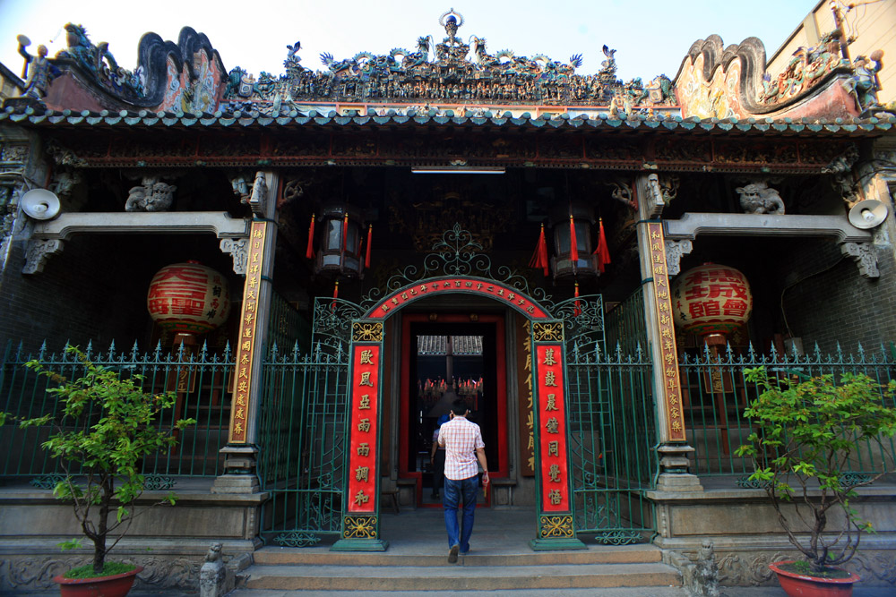 Những ngôi chùa nổi tiếng ở Sài Gòn để du xuân, thăm viếng hết tháng Giêng - Ảnh 5.