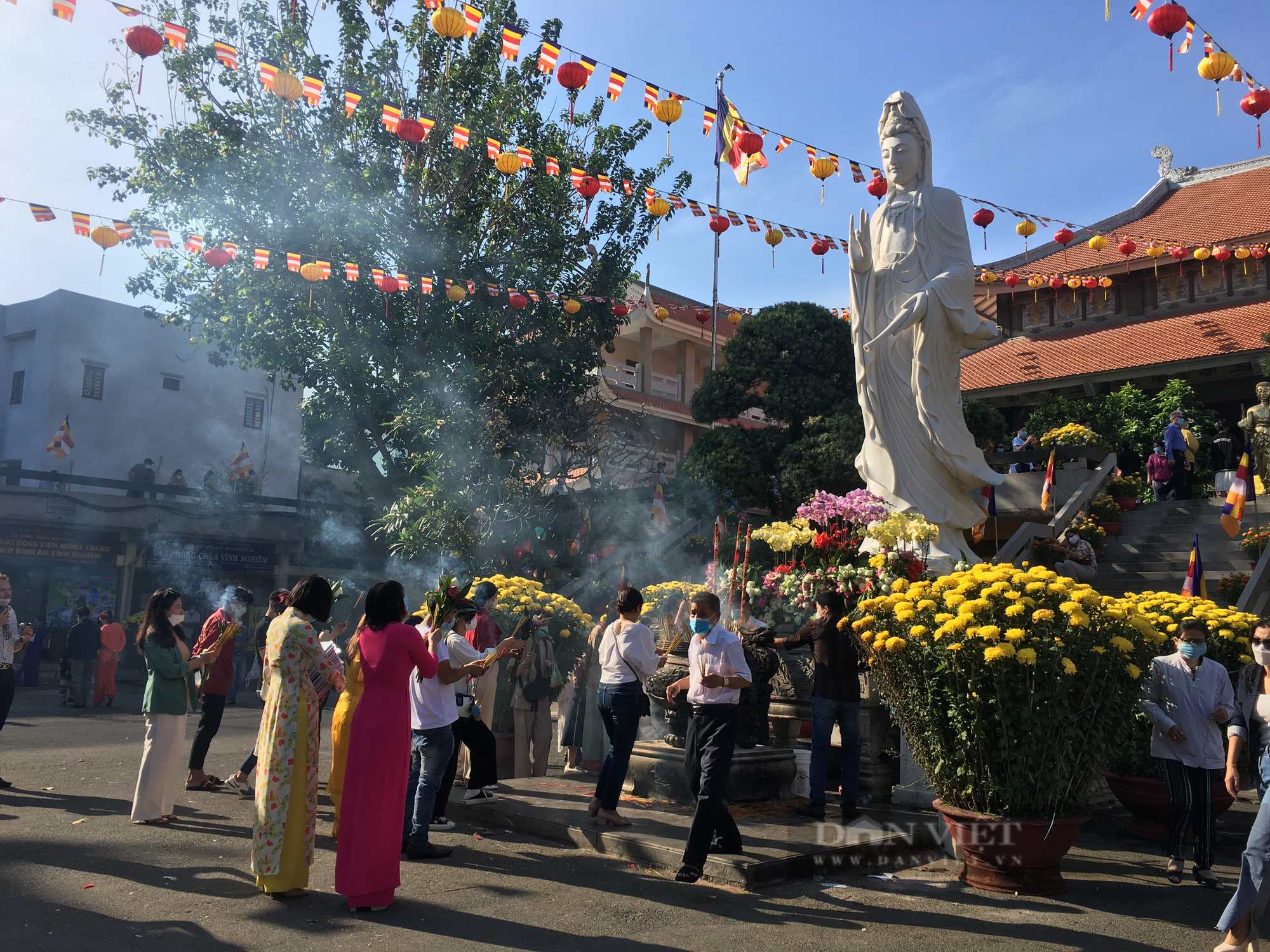 Những ngôi chùa nổi tiếng ở Sài Gòn để du xuân, thăm viếng hết tháng Giêng - Ảnh 1.