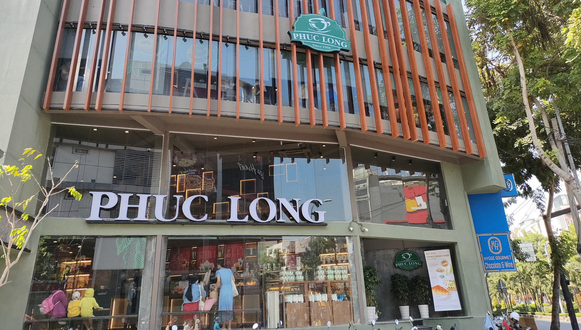 Phúc Long tiết lộ lợi nhuận, tự tin vượt cả Starbucks, Highlands, tính mở thêm 90 cửa hàng mới - Ảnh 1.