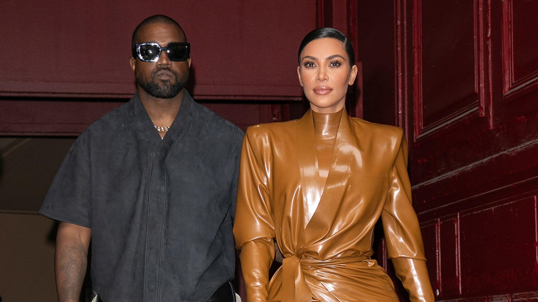 Kanye West khẩu chiến với vợ cũ - Ảnh 2.