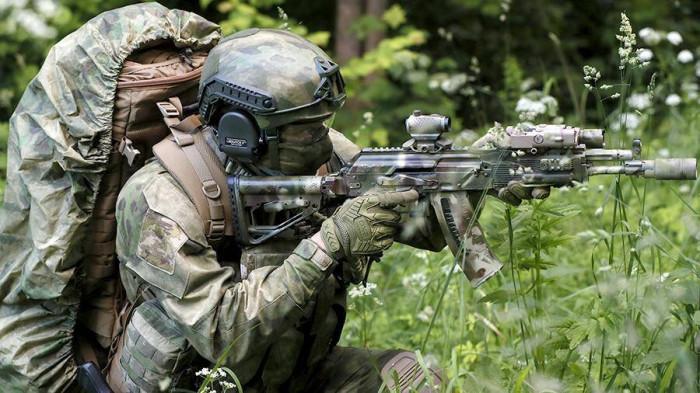 Đặc nhiệm khét tiếng Spetsnaz của Nga áp sát Ukraine - Ảnh 12.