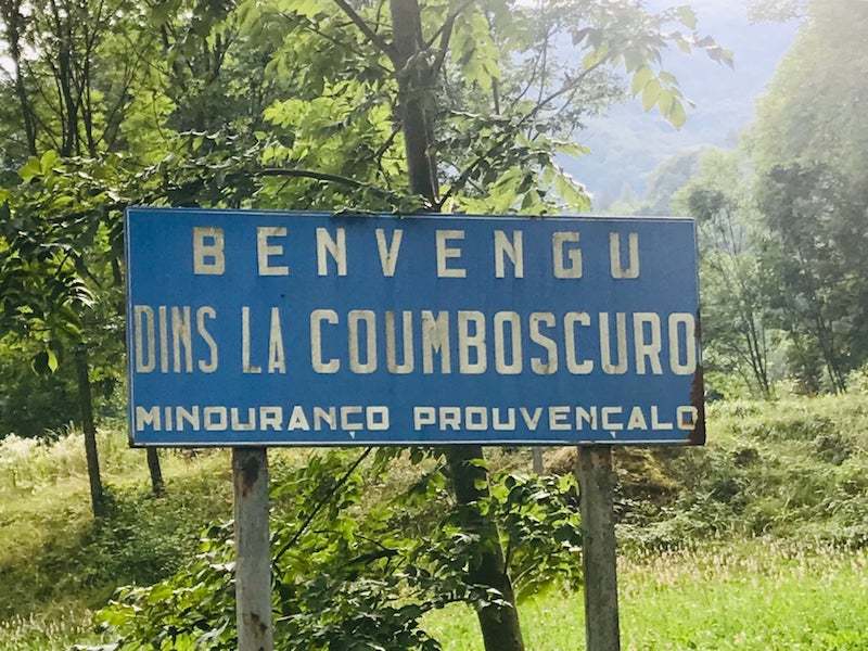 Coumboscuro, ngôi làng Ý không nói tiếng Ý  - Ảnh 1.