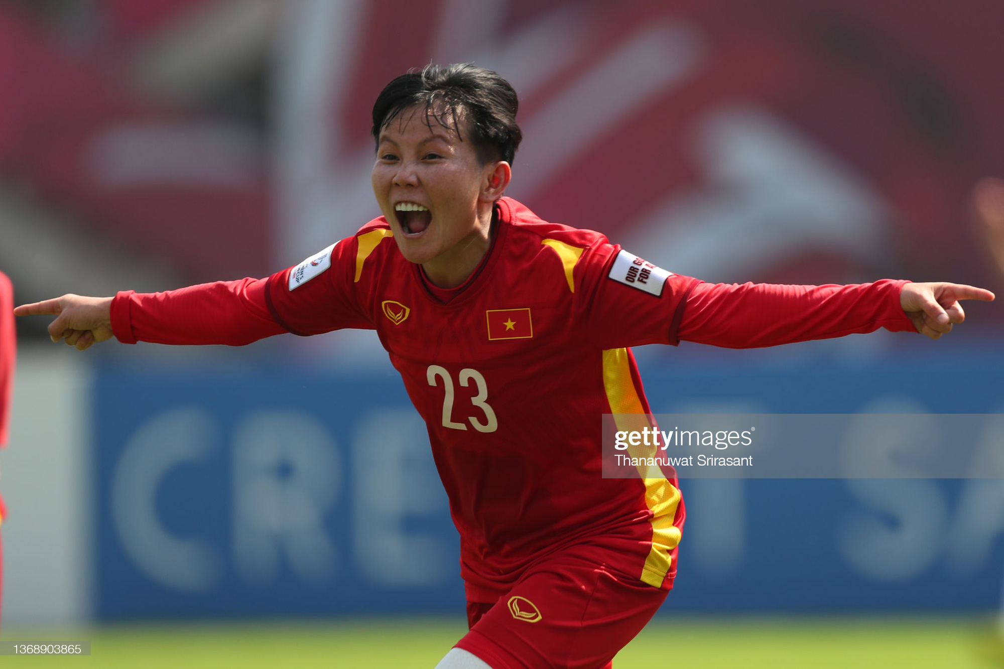 ĐT nữ Việt Nam giành vé dự World Cup, QBV Ngọc Châm nói lời tâm huyết! - Ảnh 2.