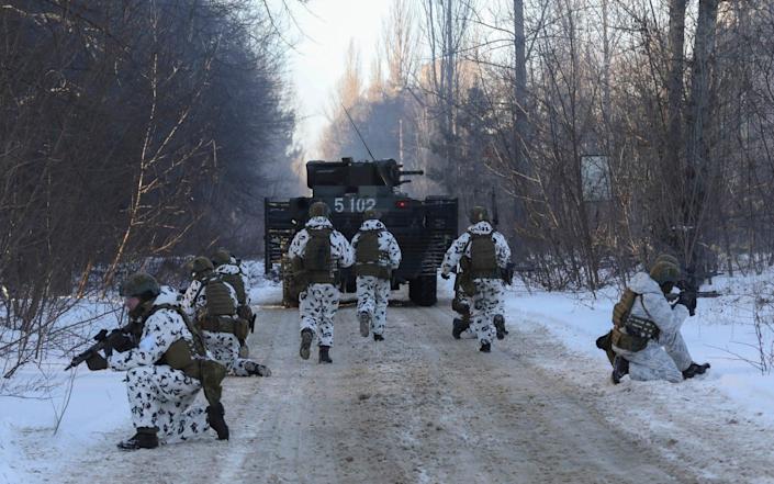 Nga báo động &quot;người chơi mới&quot; ở Ukraine - Ảnh 1.