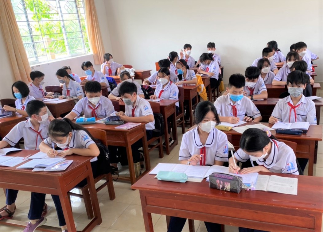 Đánh giá học sinh cấp 2 cấp 3 Coi trọng động viên khuyến khích cố gắng  học tập  Đài phát thanh và truyền hình Nghệ An