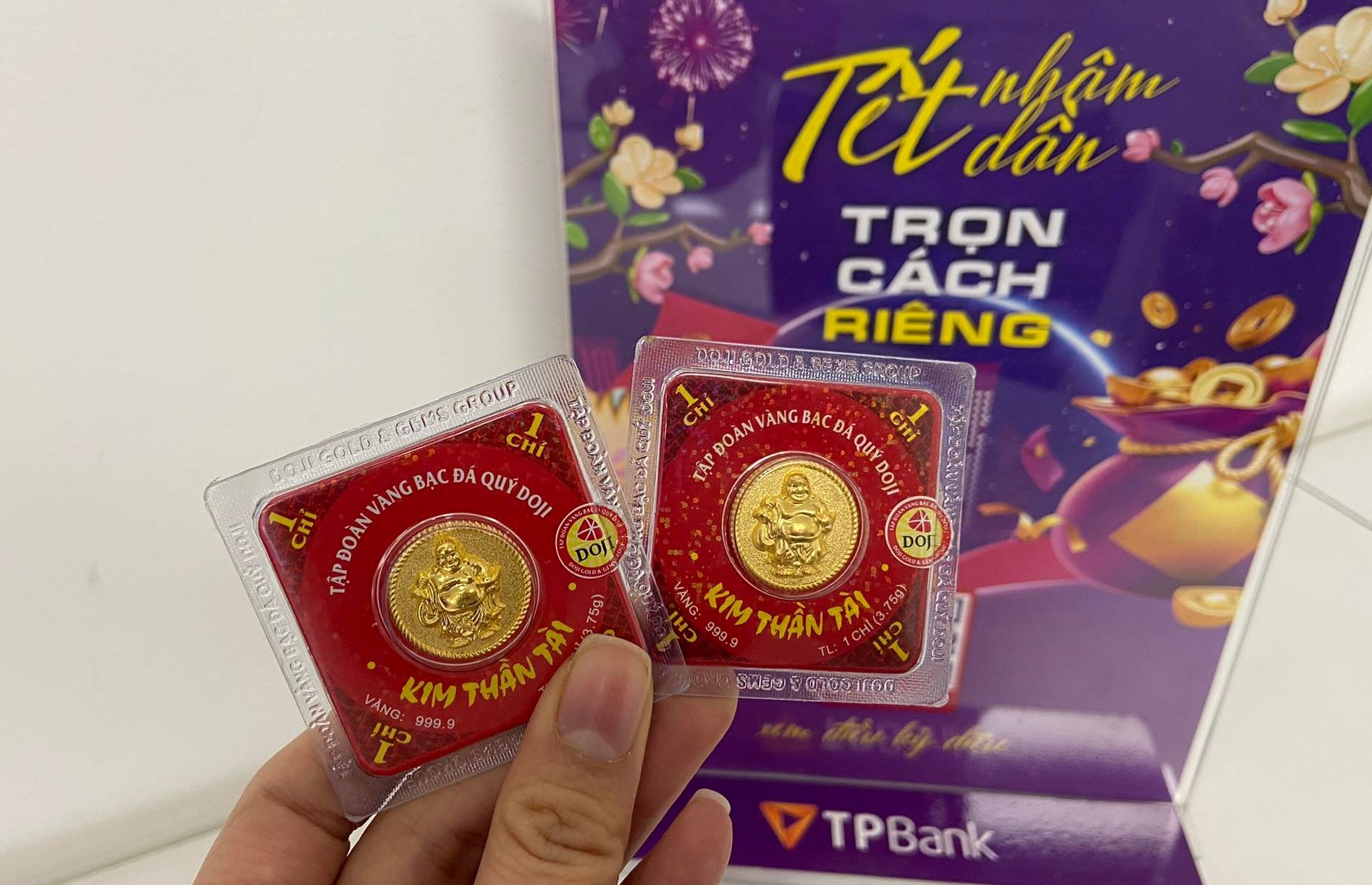Ngày Thần Tài năm nay, tới TPBank rinh siêu phẩm vàng may mắn - Ảnh 4.
