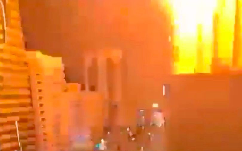 Abu Dhabi bất ngờ rung chuyển bởi vụ nổ kinh hoàng