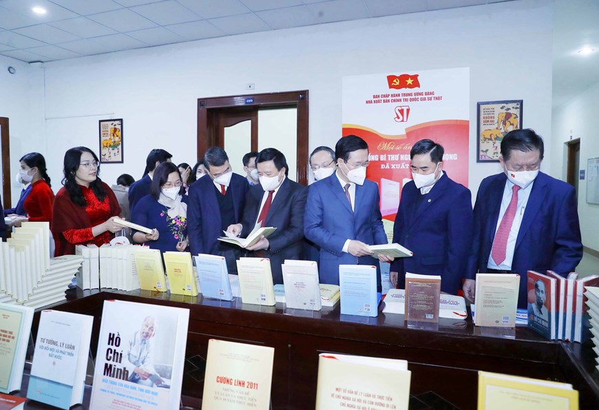 Ra mắt cuốn sách về chủ nghĩa xã hội của Tổng Bí thư Nguyễn Phú Trọng - Ảnh 1.