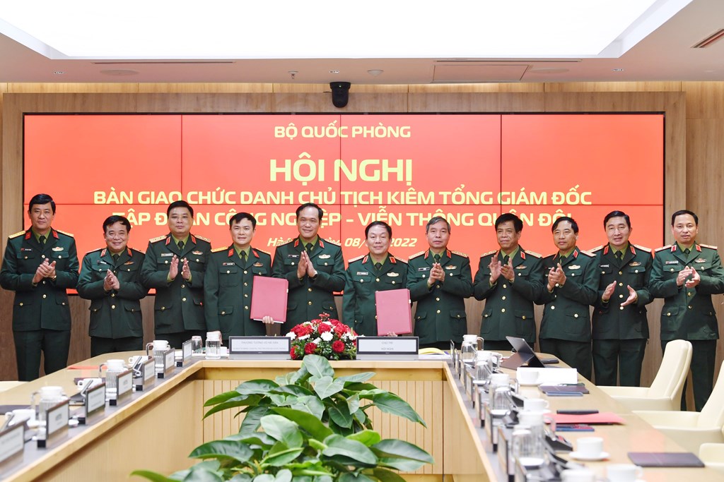 Đại tá Tào Đức Thắng chính thức đảm nhiệm vị trí Chủ tịch kiêm Tổng Giám đốc tập đoàn Viettel - Ảnh 1.