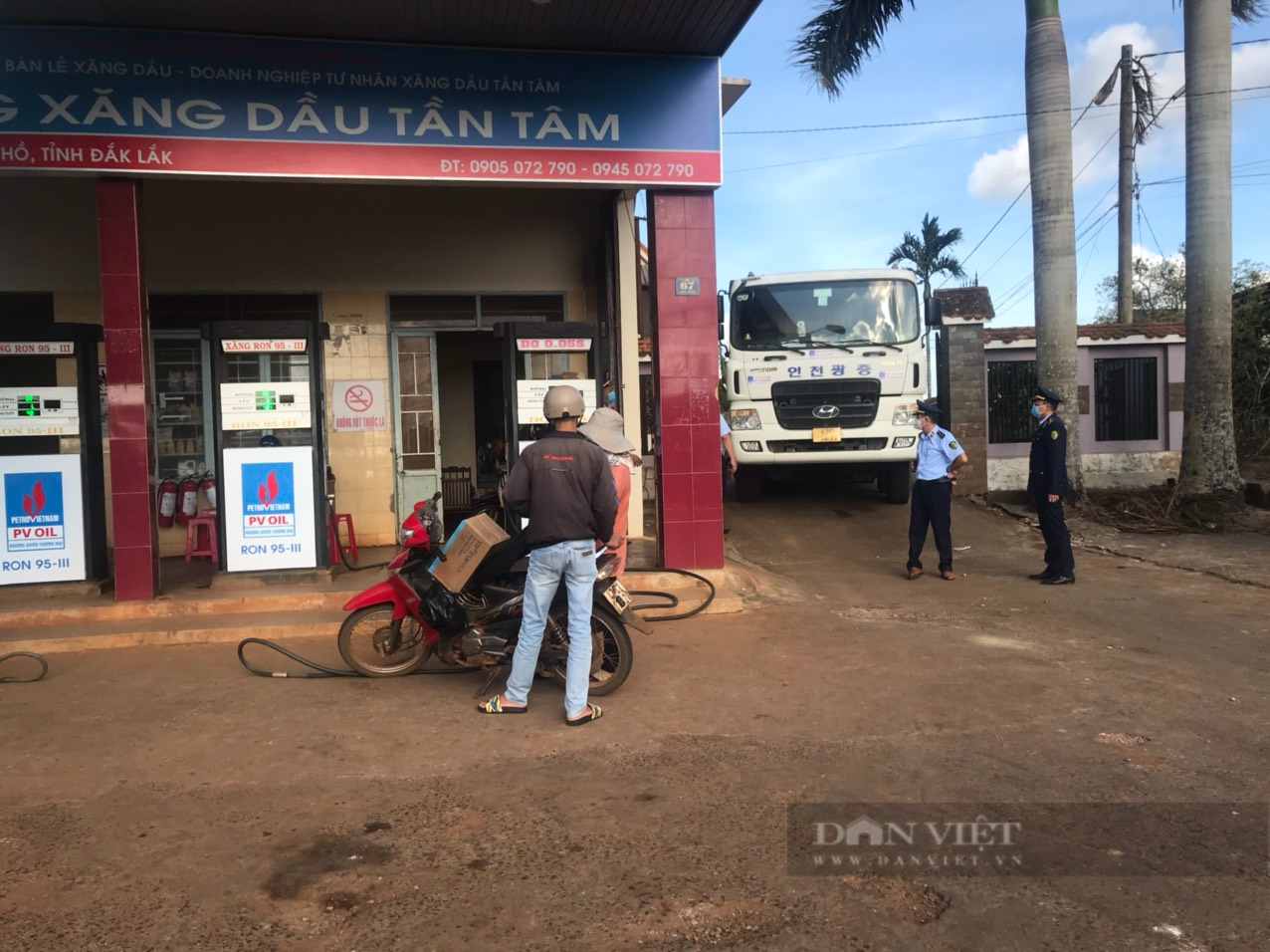 Đắk Lắk: Cục Quản lý thị trường vào cuộc phát hiện nhiều cửa hàng xăng dầu đóng cửa - Ảnh 2.