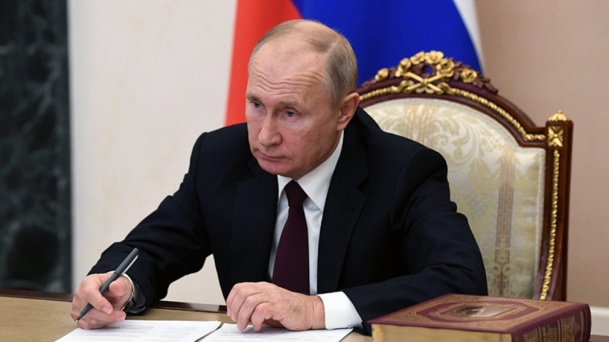 Tổng thống Nga ký sắc lệnh đáp trả các lệnh trừng phạt - Ảnh 1.