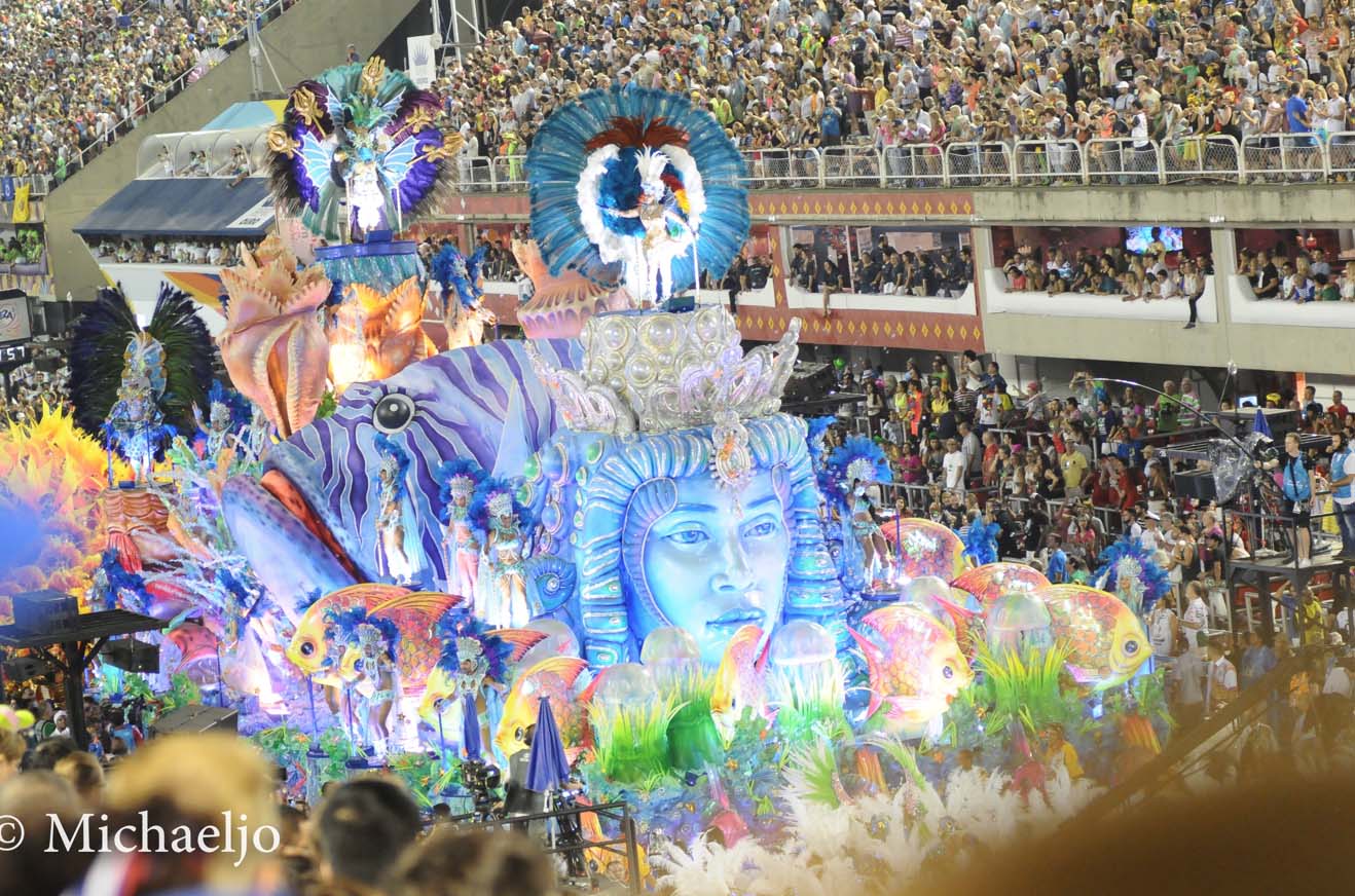 Vũ công bốc lửa, nhạc Samba sôi động và những điều đặc biệt chưa tiết lộ tại lễ hội hóa trang Brazil  - Ảnh 7.