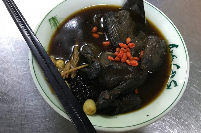 7 món ăn Việt Nam lạ lùng nhất trong mắt người nước ngoài - Ảnh 2.