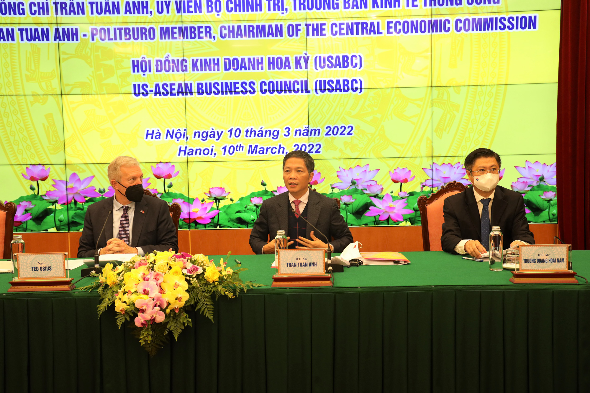 Trưởng Ban Kinh tế Trung ương làm việc với Đoàn Hội đồng Kinh doanh Hoa Kỳ - ASEAN - Ảnh 1.