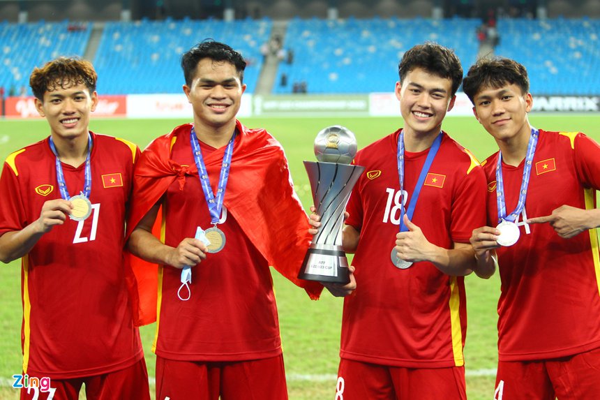 Bao nhiêu cầu thủ U23 Việt Nam vô địch ĐNÁ được dự V.League 2022? - Ảnh 9.