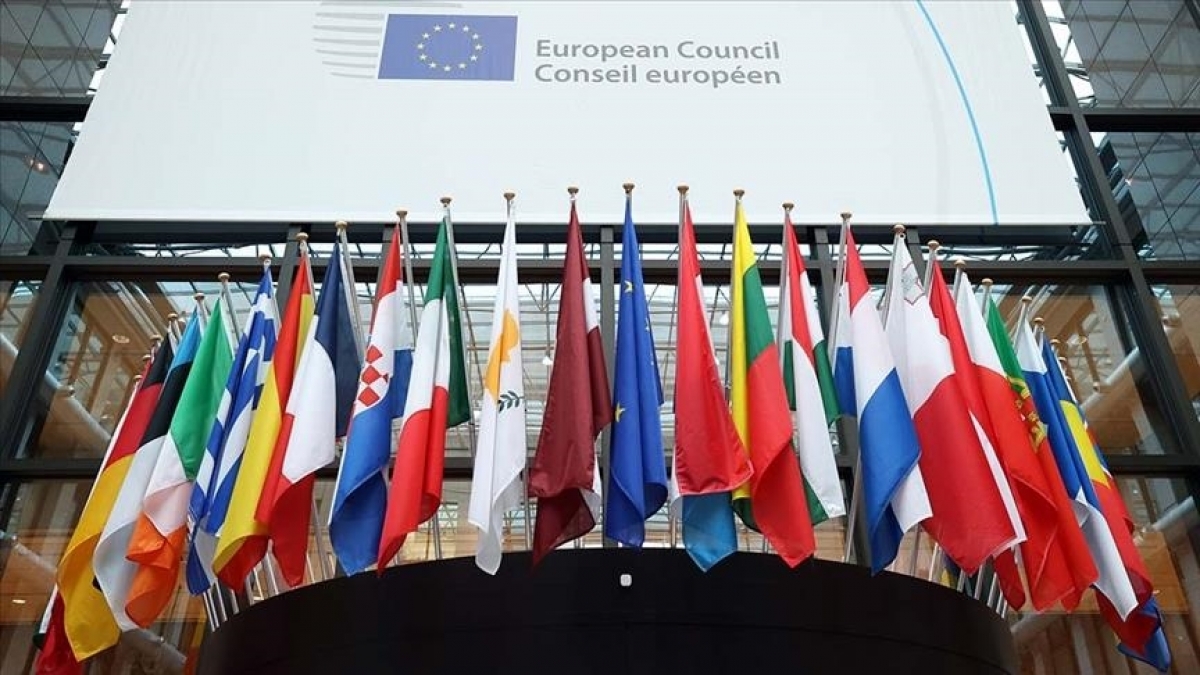 EU họp thượng đỉnh, bàn về Ukraine, năng lượng Nga - Ảnh 1.