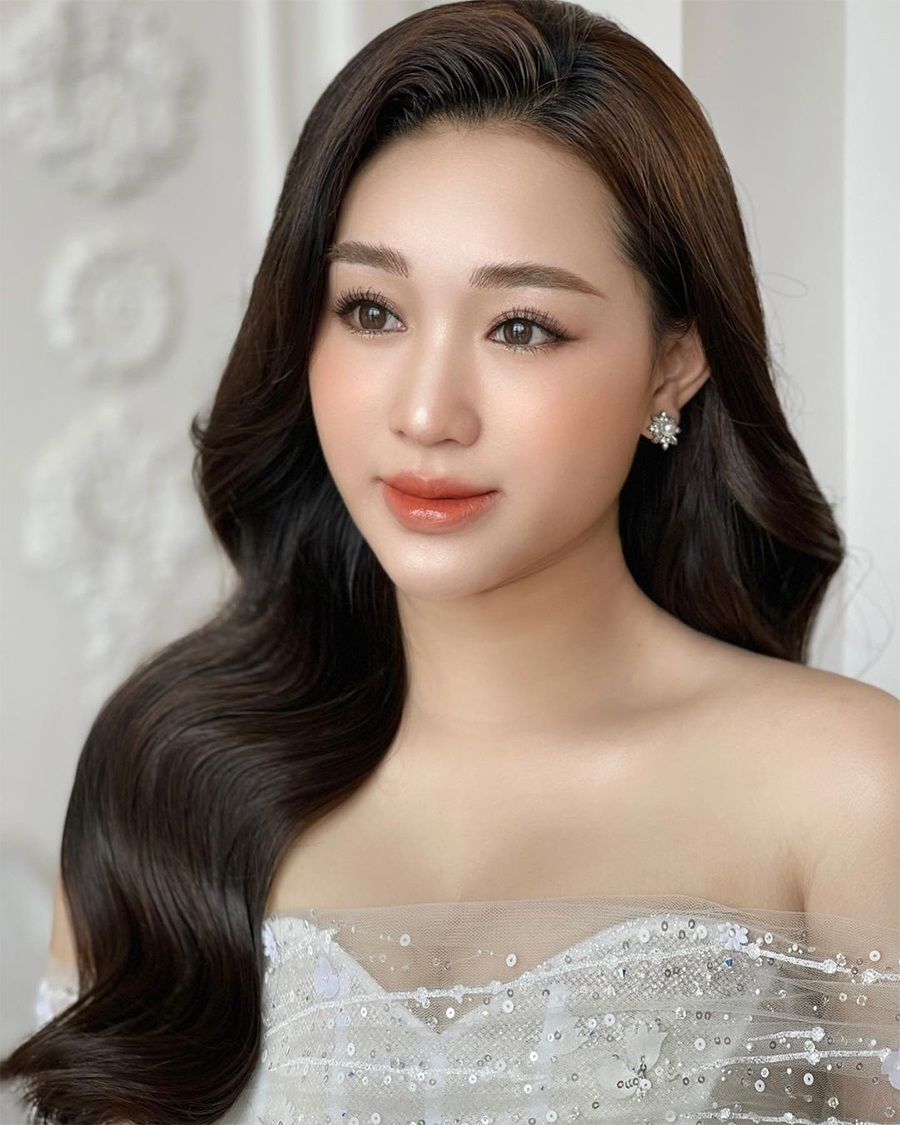 Vợ sắp cưới của hậu vệ Hồ Tấn Tài: Tên đàn ông, nhưng đẹp như hoa hậu - Ảnh 2.