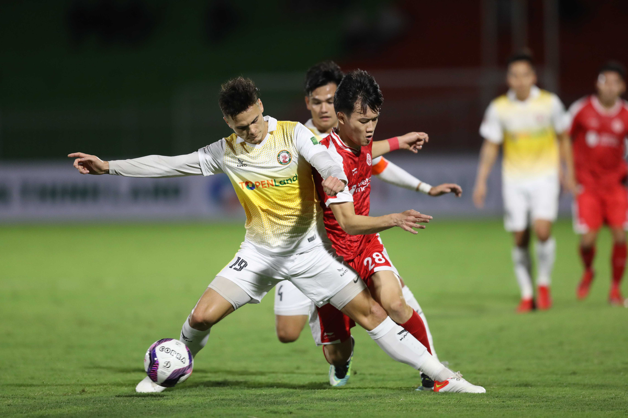 ĐT Việt Nam đấu Oman, Nhật Bản: HLV Park Hang-seo gọi cầu thủ Việt kiều - Ảnh 2.