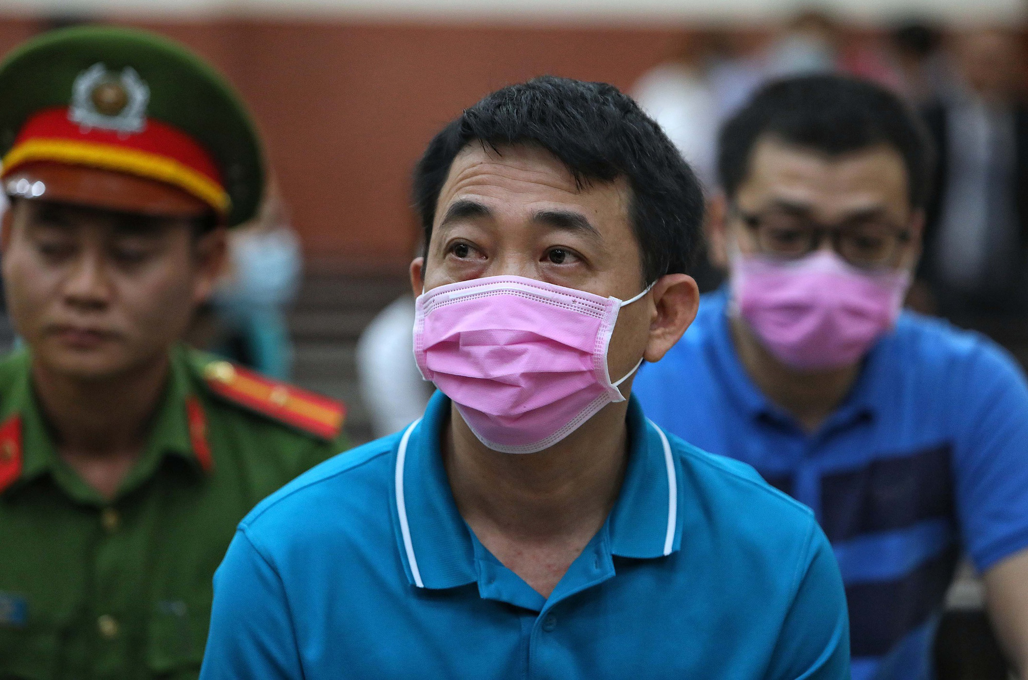 Những bê bối bủa vây cựu Thứ trưởng Bộ Y tế Cao Minh Quang  - Ảnh 3.