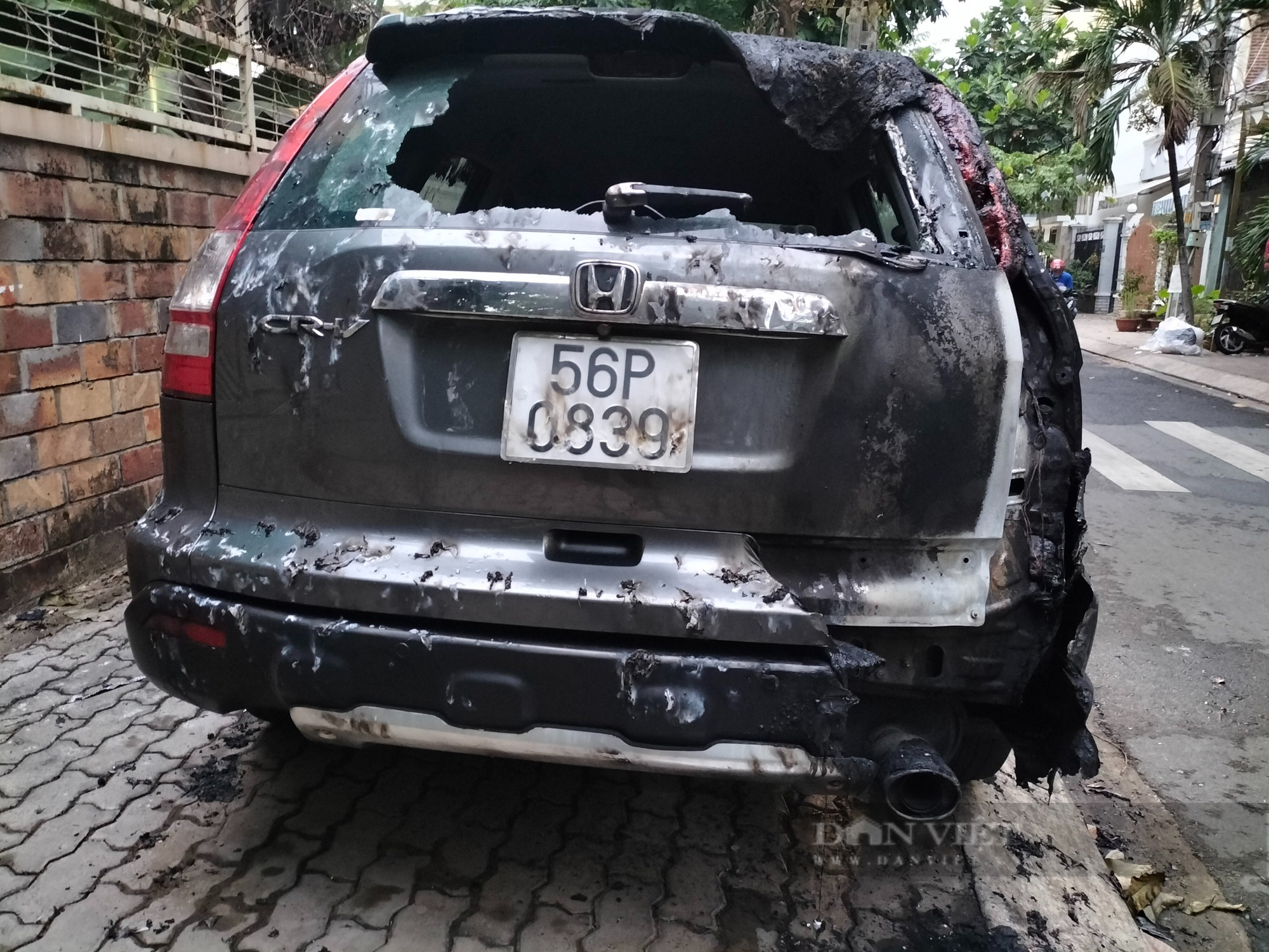 Chủ nhân xe ô tô bị đốt cháy ở quận 7 khẳng định không tư thù cá nhân - Ảnh 2.