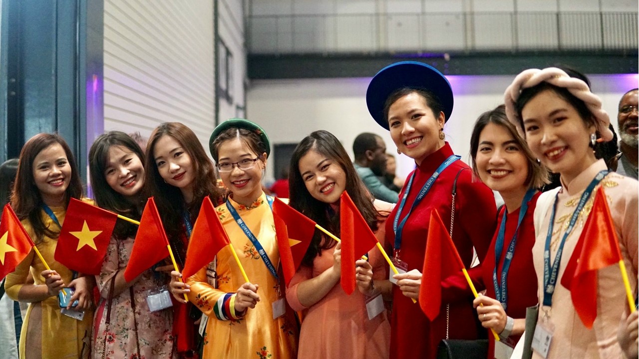 Cô gái Việt từng đặt chân đến 25 quốc gia và con đường “săn” học bổng Đại học Stanford - Ảnh 4.