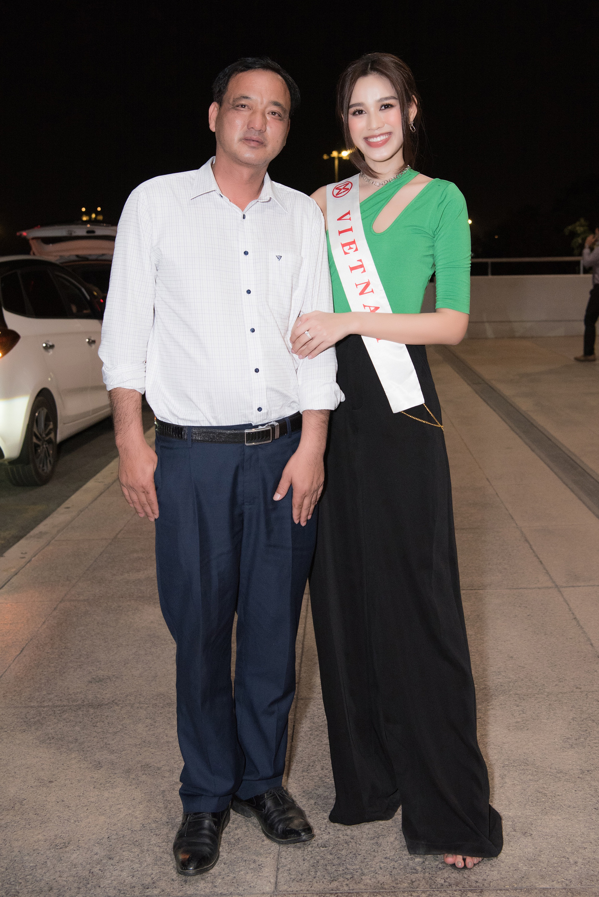 Hoa hậu Đỗ Thị Hà nhận &quot;bão&quot; lời chúc từ dàn sao Việt trước chung kết Miss World 2021 - Ảnh 6.