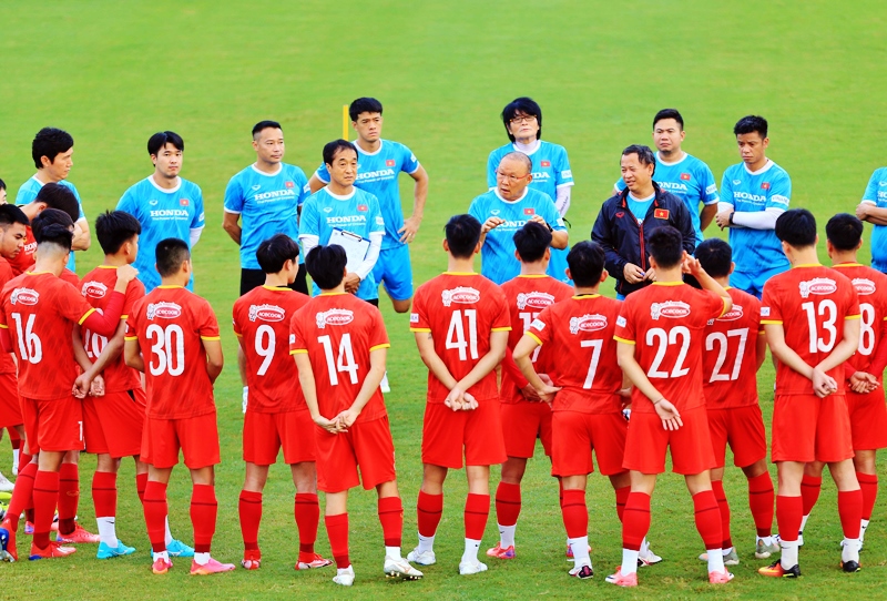 HLV Park Hang-seo liên tiếp nhận tin dữ trước ngày tập trung ĐT Việt Nam, U23 Việt Nam - Ảnh 1.