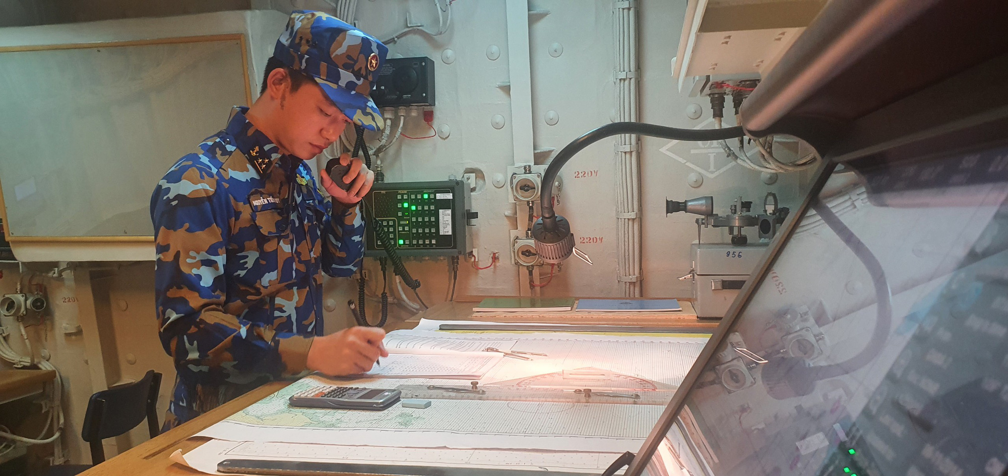 Chàng trai mê biển trở thành chỉ huy ngành chiến hạm hiện đại nhất Quân chủng Hải quân Việt Nam - Ảnh 1.