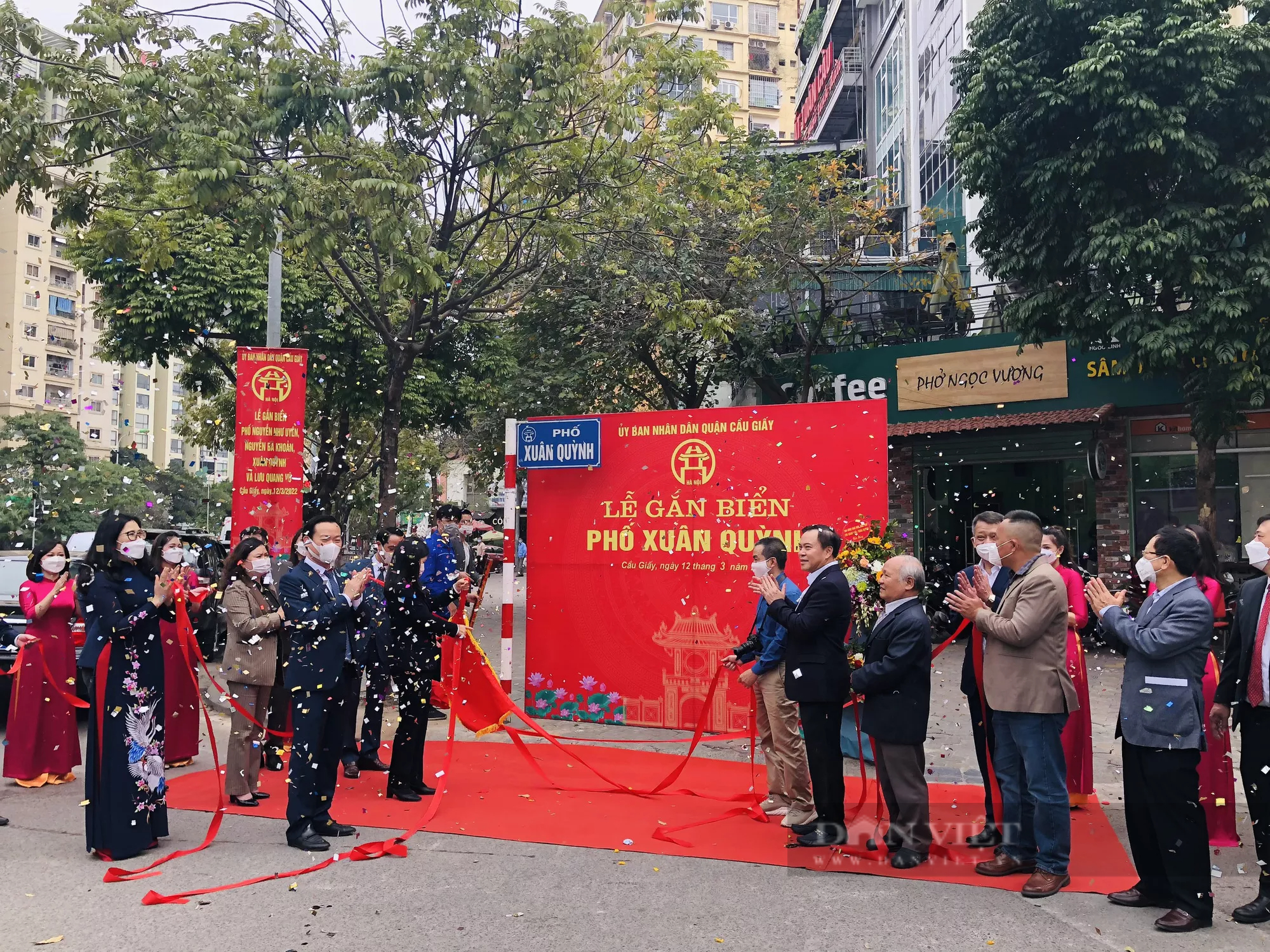 Con trai nhà thơ Xuân Quỳnh: “Tôi với Vũ dù không cùng mẹ, không cùng cha nhưng hơn cả anh em ruột” - Ảnh 1.