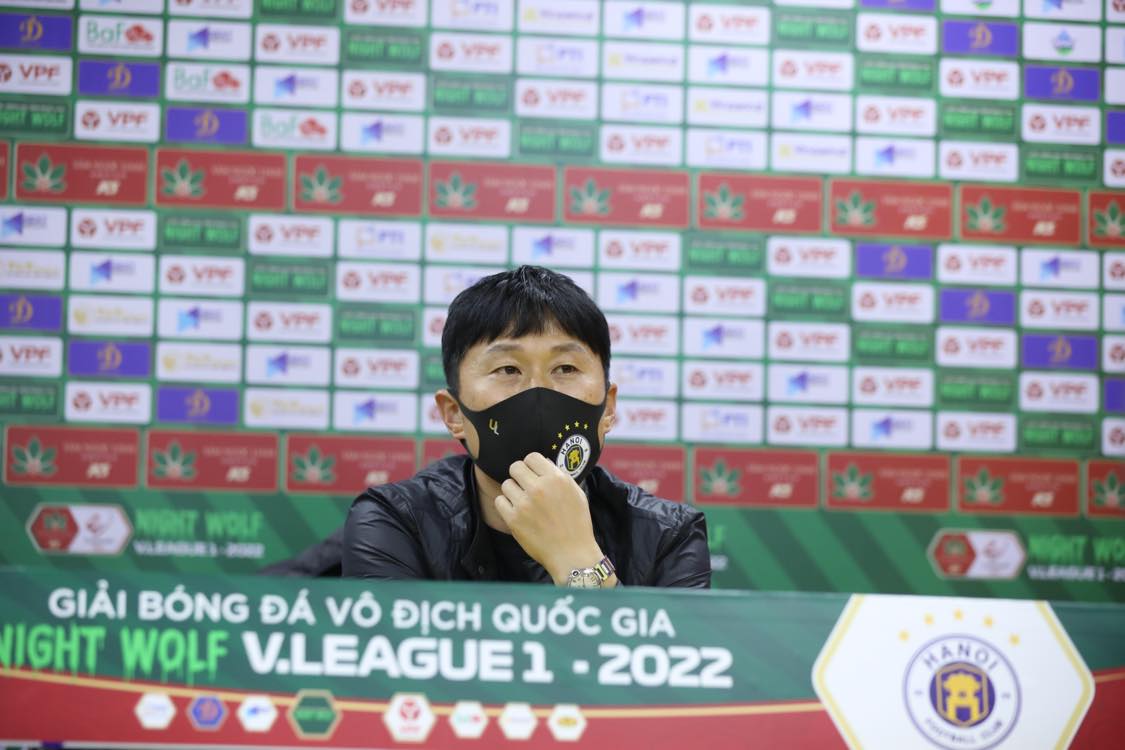 HLV trưởng Hà Nội: Trình độ Quang Hải không thua kém cầu thủ Hàn Quốc - Ảnh 2.