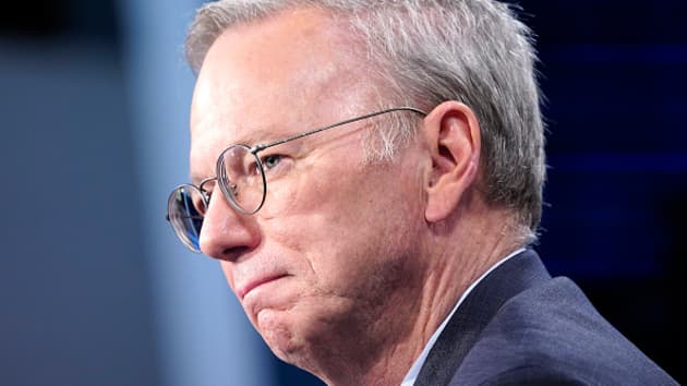 Cựu Giám đốc điều hành Google Eric Schmidt cho biết, cuộc chiến sự Ukraine cho thấy ngành công nghệ cần hỗ trợ an ninh quốc gia. Ảnh: @AFP.